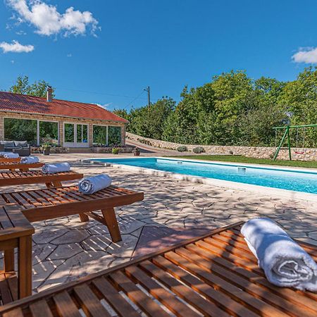 Gorgeous Home In Knin With Kitchen Kovacic Kültér fotó